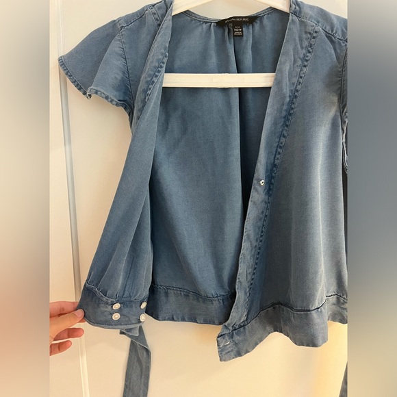 Cropped Denim Flutter Sleeve Wrap Top - Picture 4 of 5